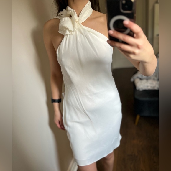 White satin open back halter dress - Picture 4 of 16